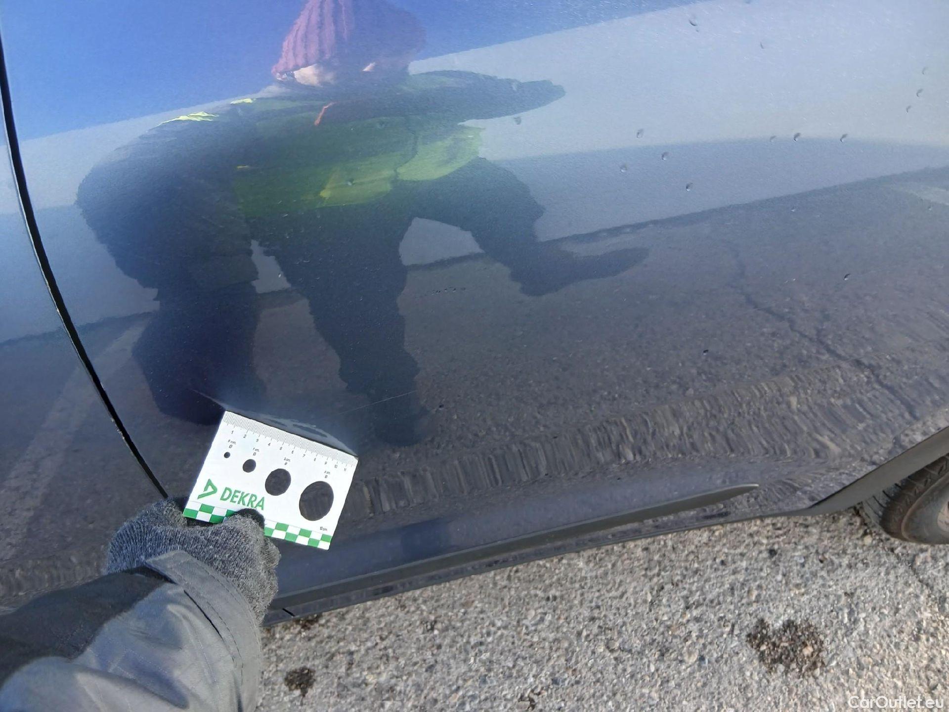  KIA  Niro KIA  / 2019 / 5P / crossover 1.6 GDi HEV 104kW (141CV) Drive #7