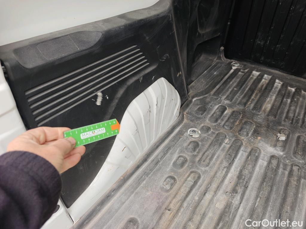  Peugeot  Partner PEUGEOT  / 2018 / 3P / furgón derivado de turismo Pro Standard 600kg BlueHDi 73kW (AC) #8