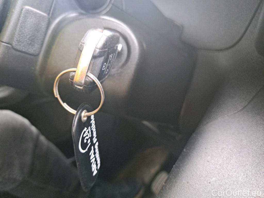  Peugeot  RIFTER PEUGEOT  / 2018 / 5P / combi Active Pack Busin. Standard BlueHDi 73kW #3