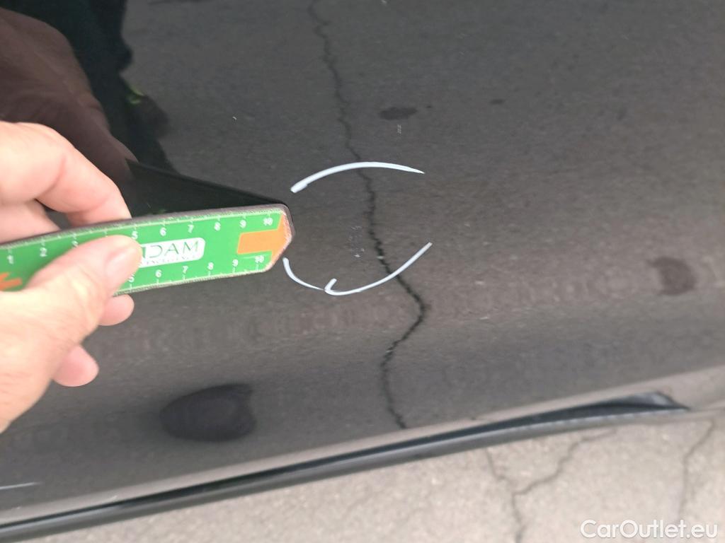  KIA  Sportage KIA  / 2018 / 5P / todoterreno 1.6 MHEV GT Line Essential 136CV DCT 4X2 #19