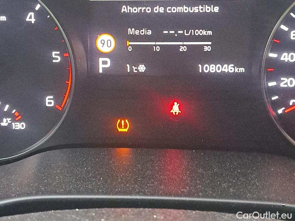  KIA  Sportage KIA  / 2018 / 5P / todoterreno 1.6 MHEV GT Line Essential 136CV DCT 4X2 #26