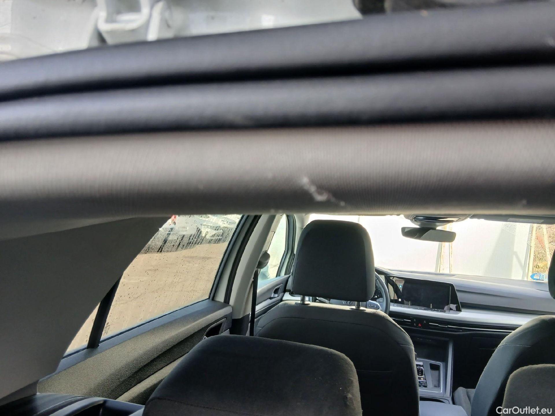  Volkswagen  Golf  VOLKSWAGEN / 2020 / 5P / berlina con portón Life 1.0 eTSI 81kW (110CV) DSG #29