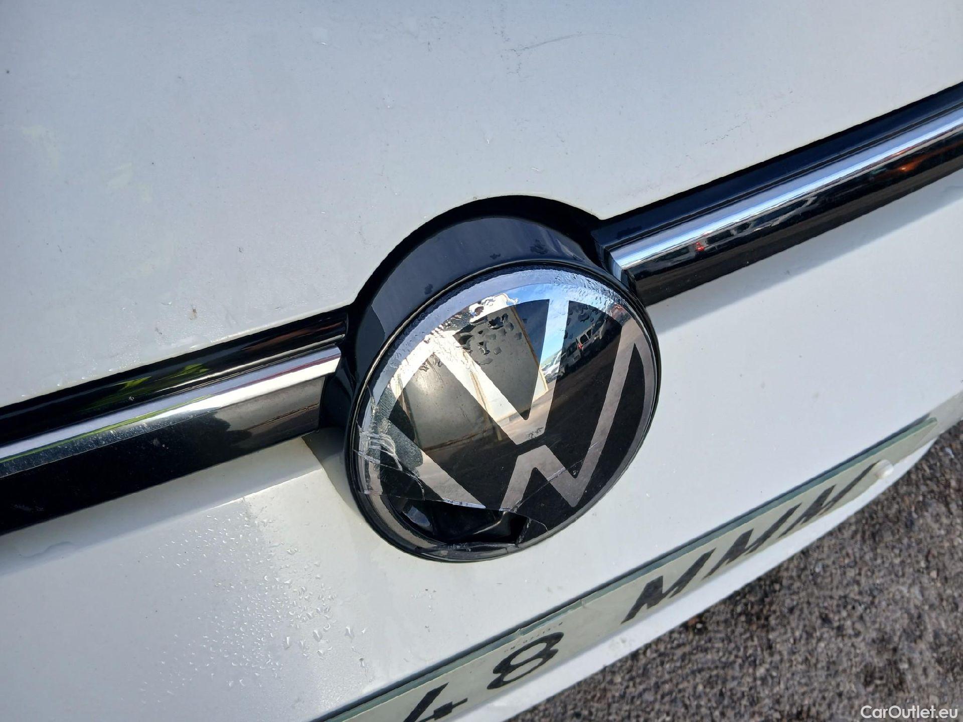  Volkswagen  Golf  VOLKSWAGEN / 2020 / 5P / berlina con portón Life 1.0 eTSI 81kW (110CV) DSG #6