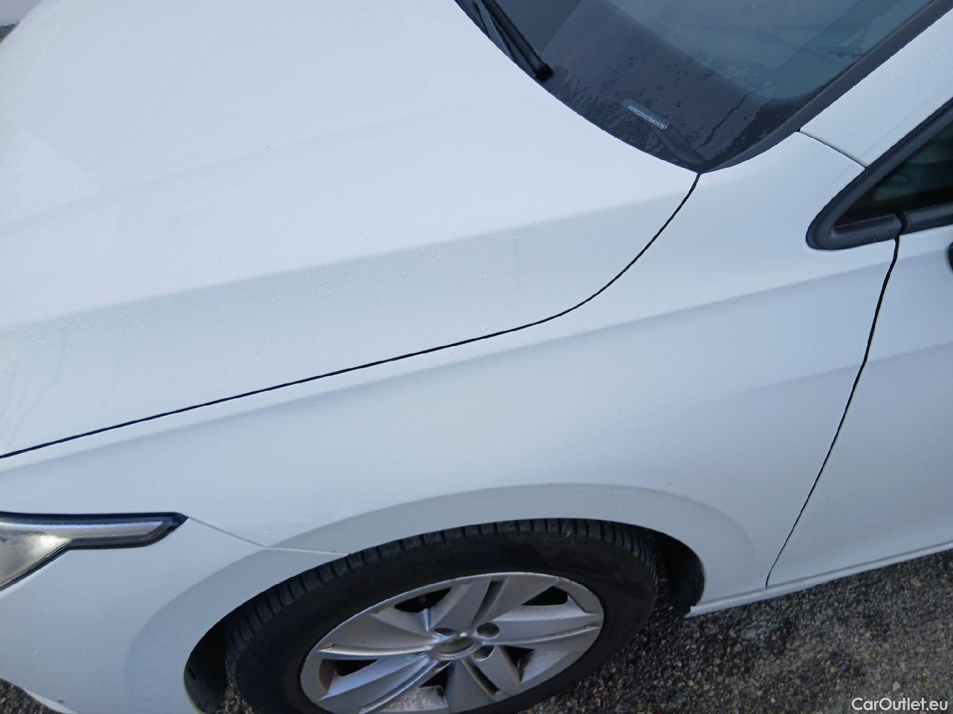  Volkswagen  Golf  VOLKSWAGEN / 2020 / 5P / berlina con portón Life 1.0 eTSI 81kW (110CV) DSG #11