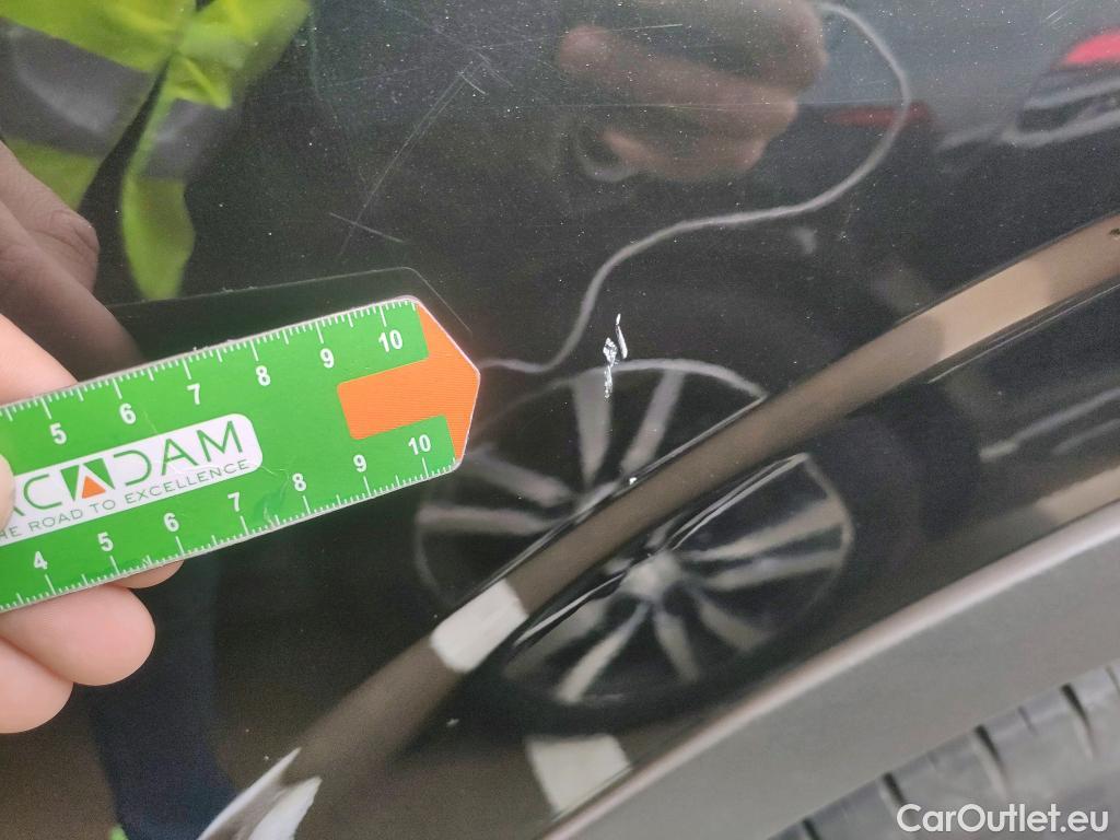  Renault  Kadjar RENAULT  / 2019 / 5P / crossover Intens Blue dCi 85kW (115CV) #17