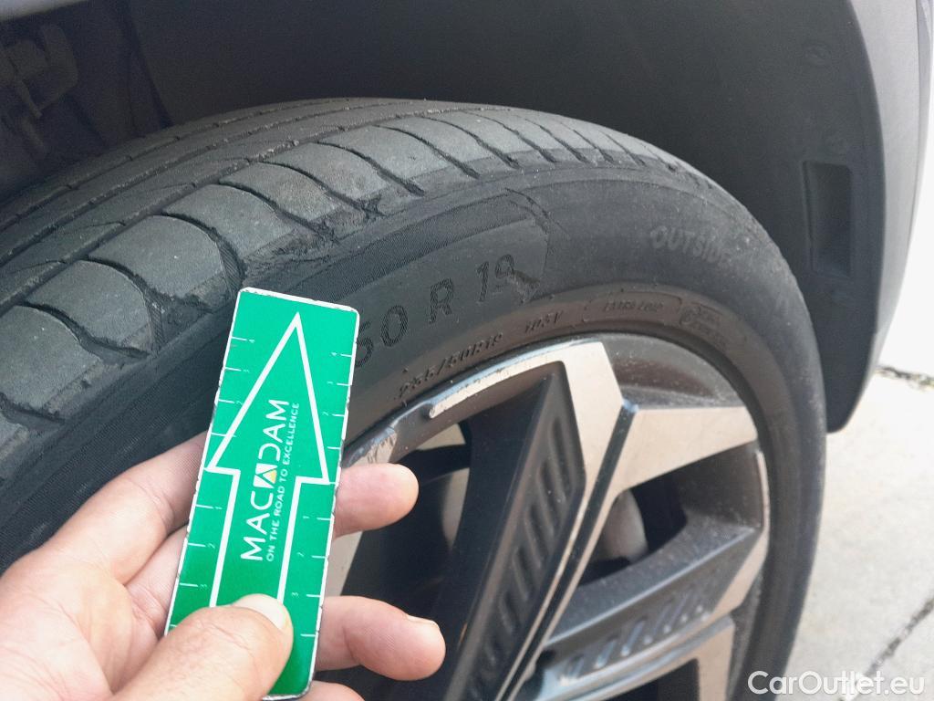  Hyundai  Tucson HYUNDAI  / 2020 / 5P / todoterreno 1.6 TGDI PHEV 195kW Tecno Sky Auto 4x4 #8