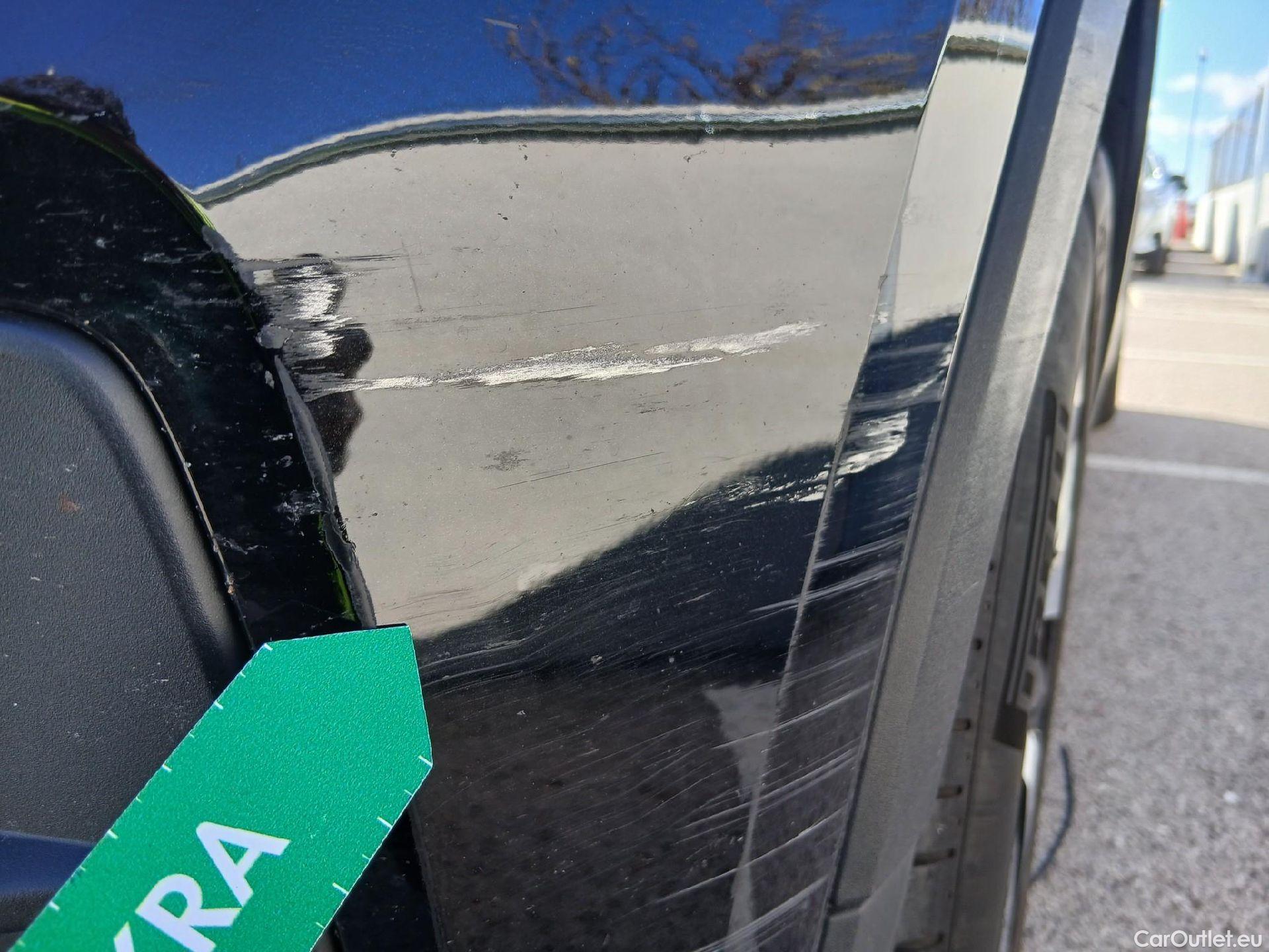  Volvo  XC 40 VOLVO XC40 / 2021 / 5P / todoterreno 1.5 T4 Recharge PHEV Core Auto #4