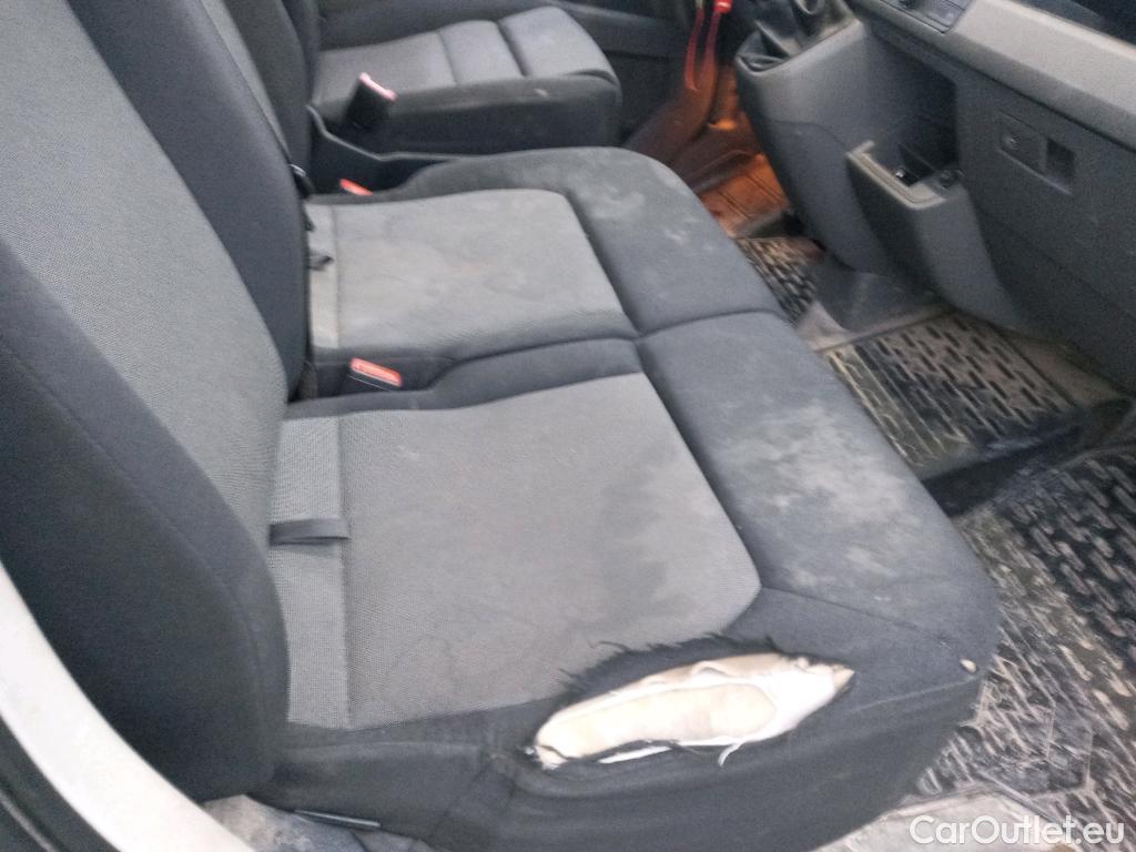  Volkswagen  Crafter VOLKSWAGEN  / 2017 / 4P / furgón 30 Furgón BM TN L3H2 2.0TDI 75kW (102CV) #24