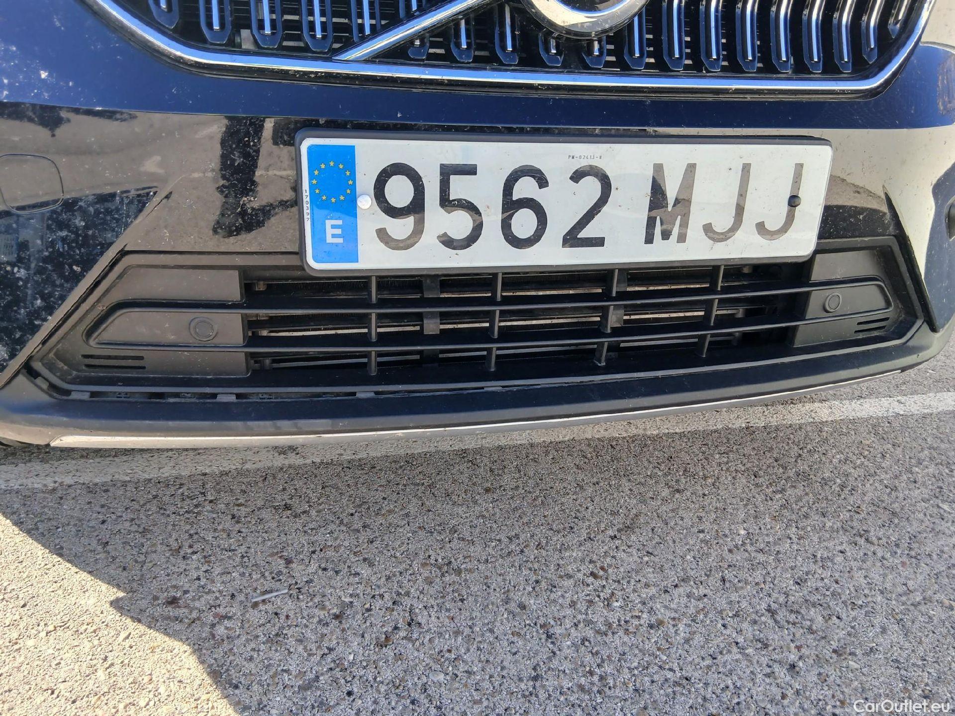  Volvo  XC 40 VOLVO XC40 / 2021 / 5P / todoterreno 1.5 T4 Recharge PHEV Core Auto #7