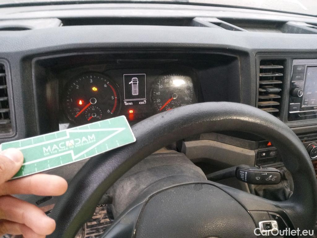  Volkswagen  Crafter VOLKSWAGEN  / 2017 / 4P / furgón 30 Furgón BM TN L3H2 2.0TDI 75kW (102CV) #34