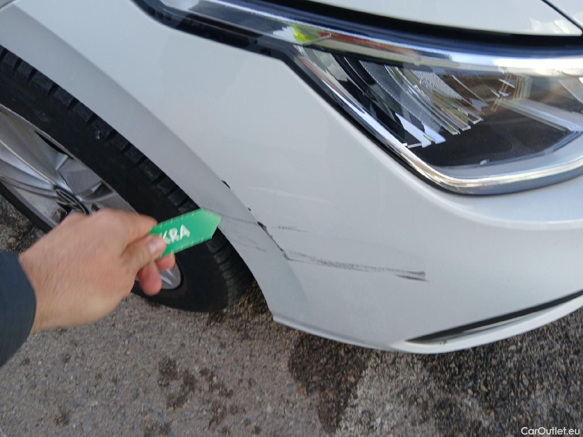  Volkswagen  Golf  VOLKSWAGEN / 2020 / 5P / berlina con portón Life 1.0 eTSI 81kW (110CV) DSG #1