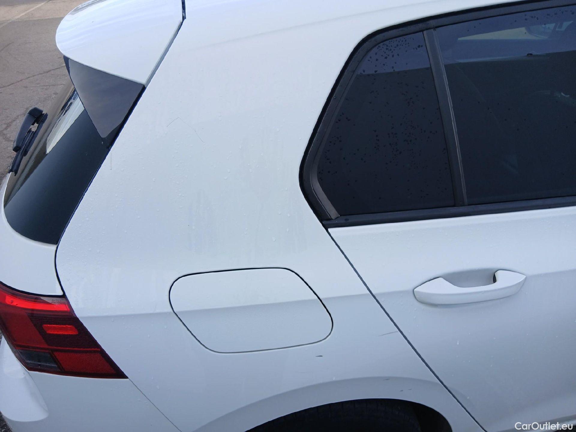  Volkswagen  Golf  VOLKSWAGEN / 2020 / 5P / berlina con portón Life 1.0 eTSI 81kW (110CV) DSG #21