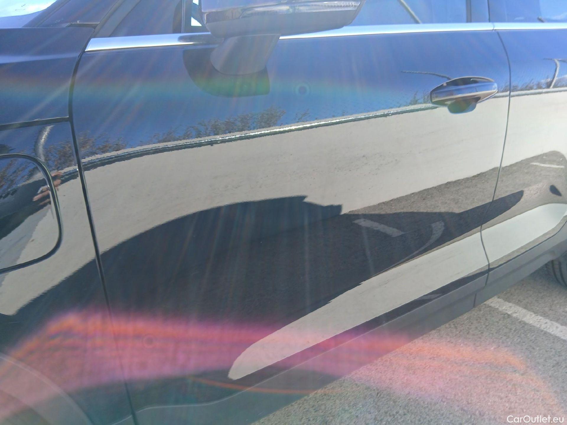  Volvo  XC 40 VOLVO XC40 / 2021 / 5P / todoterreno 1.5 T4 Recharge PHEV Core Auto #16