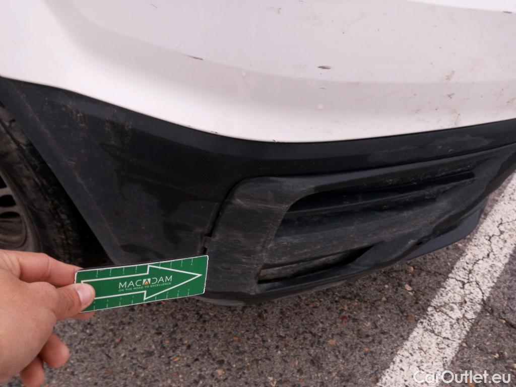  Volkswagen  Crafter VOLKSWAGEN  / 2017 / 4P / furgón 30 Furgón BM TN L3H2 2.0TDI 75kW (102CV) #37