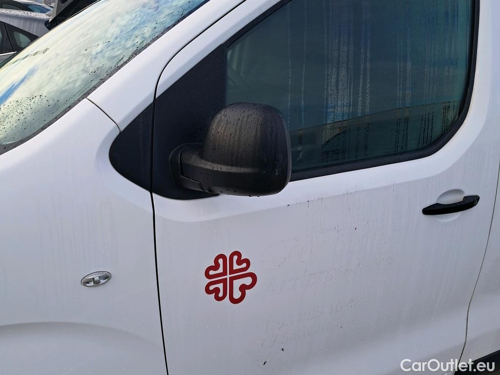  Opel  Vivaro OPEL  / 2019 / 4P / furgón 2.0 Diésel 88kW (120CV) L Inc. Select #47