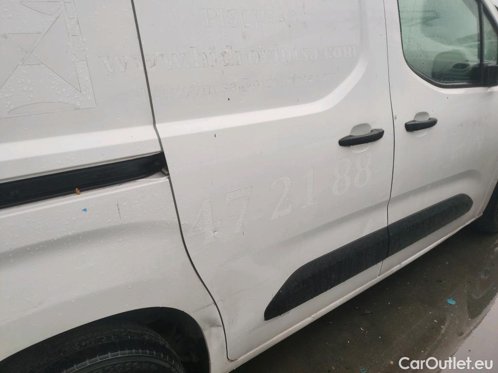  Citroen  Berlingo CITROEN  / 2018 / 3P / furgón derivado de turismo Talla M BlueHDi 73kW CONTROL (AC) #3