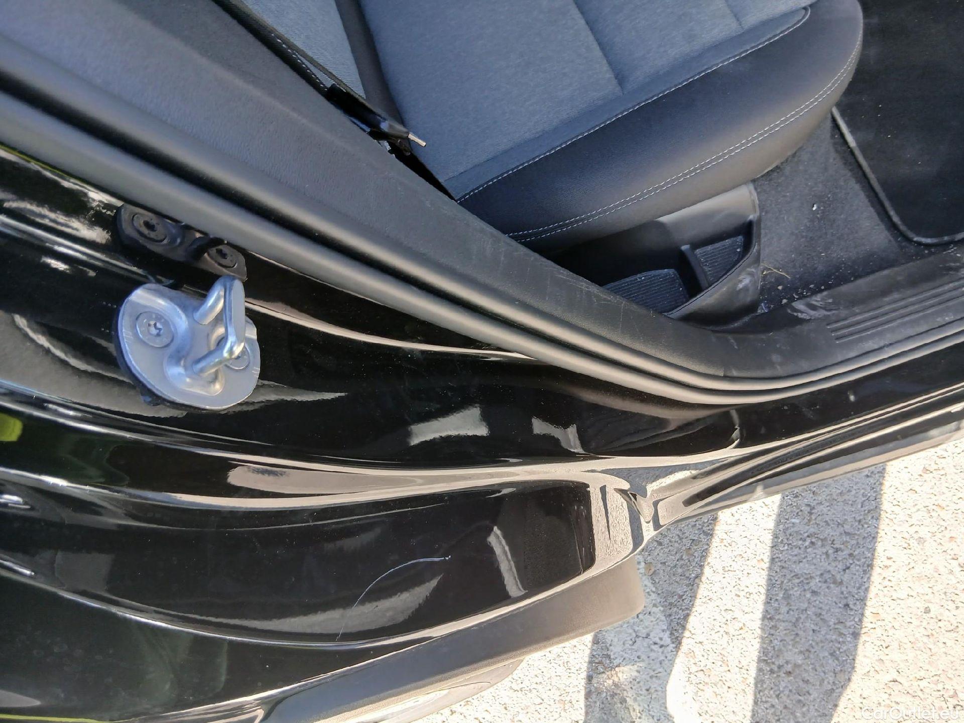  Volvo  XC 40 VOLVO XC40 / 2021 / 5P / todoterreno 1.5 T4 Recharge PHEV Core Auto #48