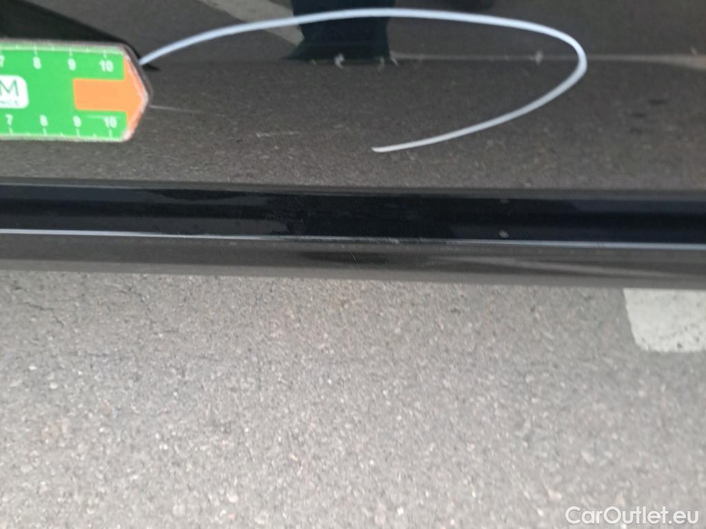  KIA  Sportage KIA  / 2018 / 5P / todoterreno 1.6 MHEV GT Line Essential 136CV DCT 4X2 #9