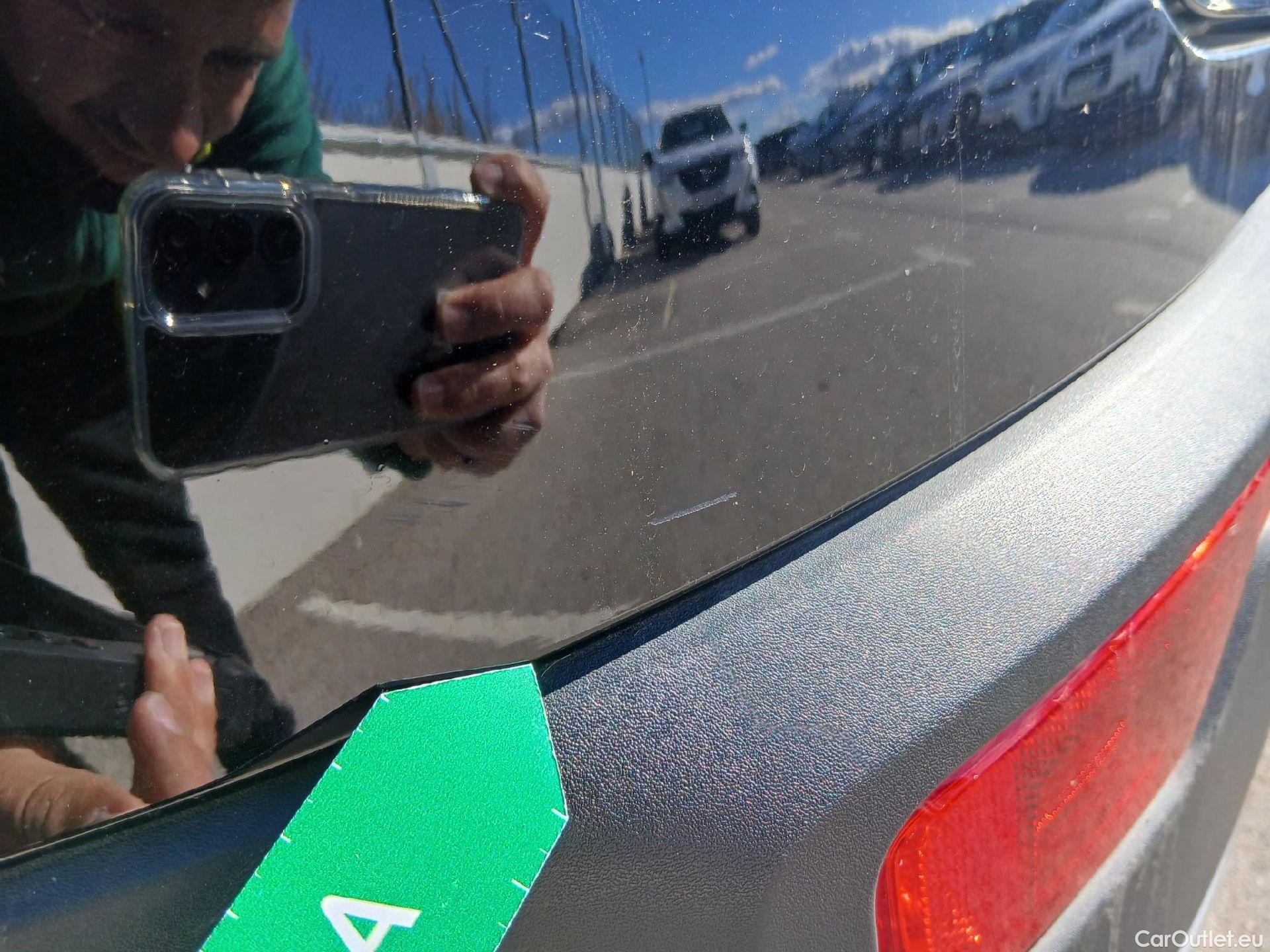  Volvo  XC 40 VOLVO XC40 / 2021 / 5P / todoterreno 1.5 T4 Recharge PHEV Core Auto #26