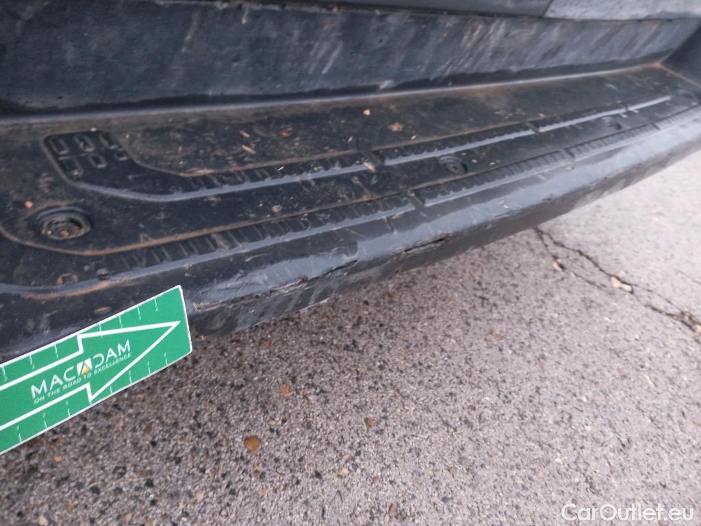  Volkswagen  Crafter VOLKSWAGEN  / 2017 / 4P / furgón 30 Furgón BM TN L3H2 2.0TDI 75kW (102CV) #1