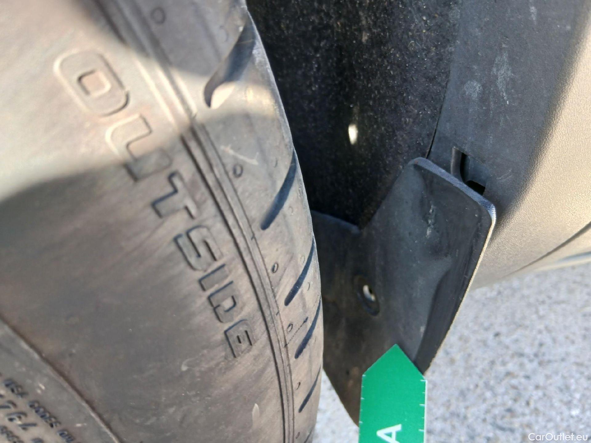  Volvo  XC 40 VOLVO XC40 / 2021 / 5P / todoterreno 1.5 T4 Recharge PHEV Core Auto #56