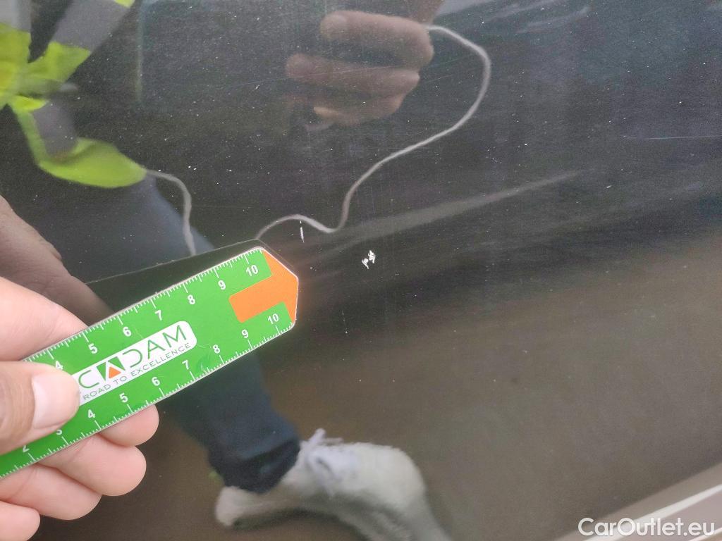  Renault  Kadjar RENAULT  / 2019 / 5P / crossover Intens Blue dCi 85kW (115CV) #8