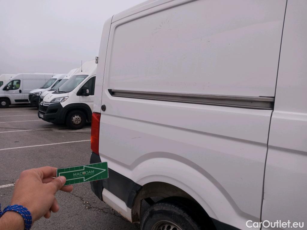  Volkswagen  Crafter VOLKSWAGEN  / 2017 / 4P / furgón 30 Furgón BM TN L3H2 2.0TDI 75kW (102CV) #47