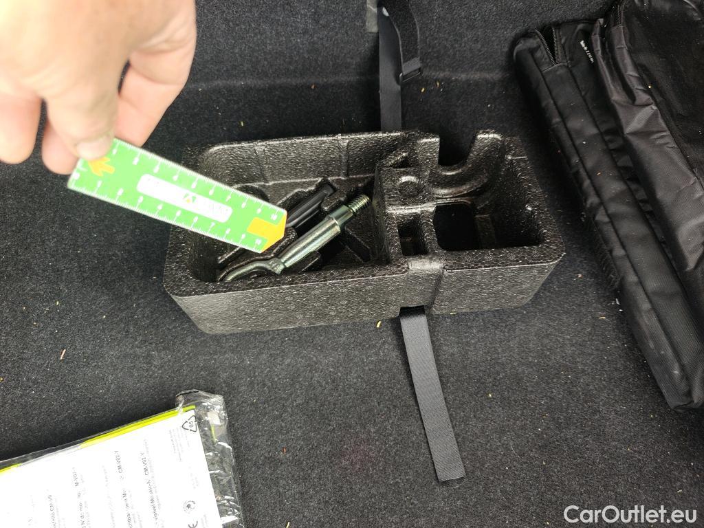  Bmw  X1 BMW  / 2019 / 5P / todoterreno sDrive16d Business #13