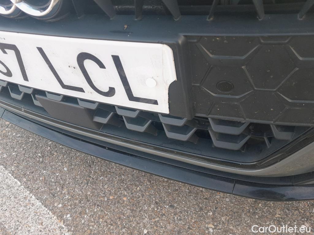  Audi  A1 Sportback AUDI A1 / 2018 / 5P / berlina con portón Sportback Black line 35 TFSI 110kW S tro #21