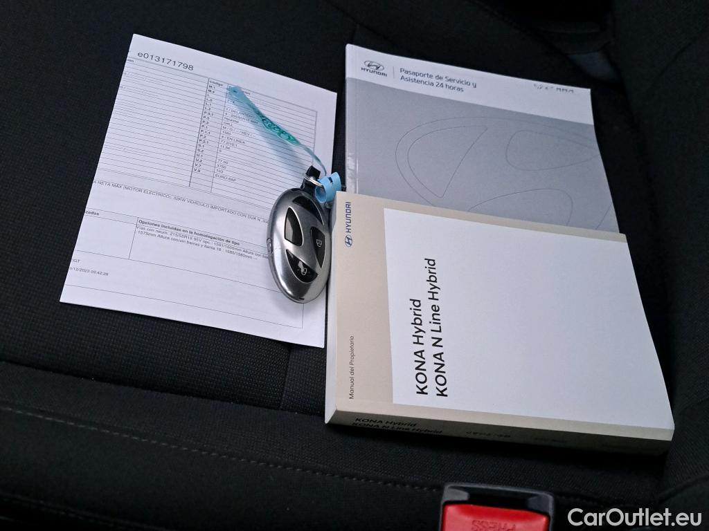  Hyundai  Konna HYUNDAI Kona / 2023 / 5P / todoterreno 1.6 GDI HEV Maxx DCT #1