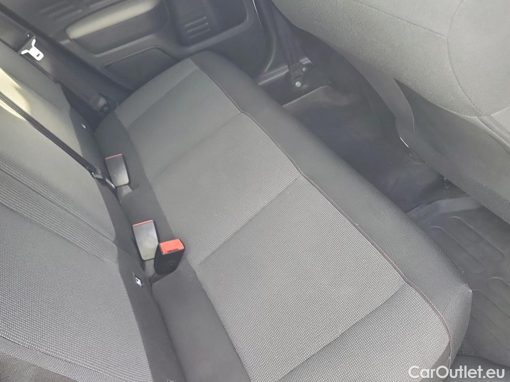  Citroen  C4 Cactus CITROEN  / 2018 / 5P / berlina con portón PureTech 81KW (110CV) S&S Shine (CX) #2