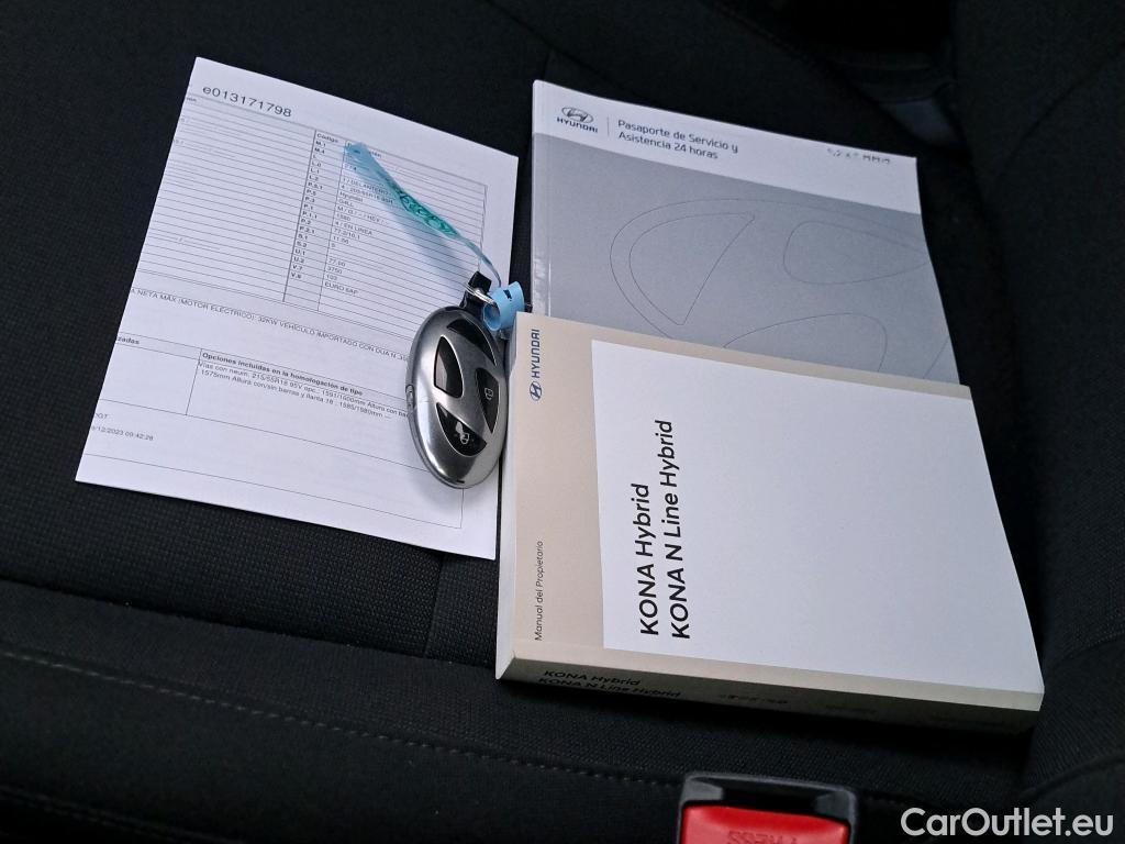  Hyundai  Konna HYUNDAI Kona / 2023 / 5P / todoterreno 1.6 GDI HEV Maxx DCT #2