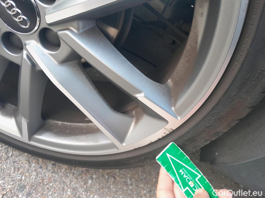  Audi  A1 Sportback AUDI A1 / 2018 / 5P / berlina con portón Sportback Black line 35 TFSI 110kW S tro #10