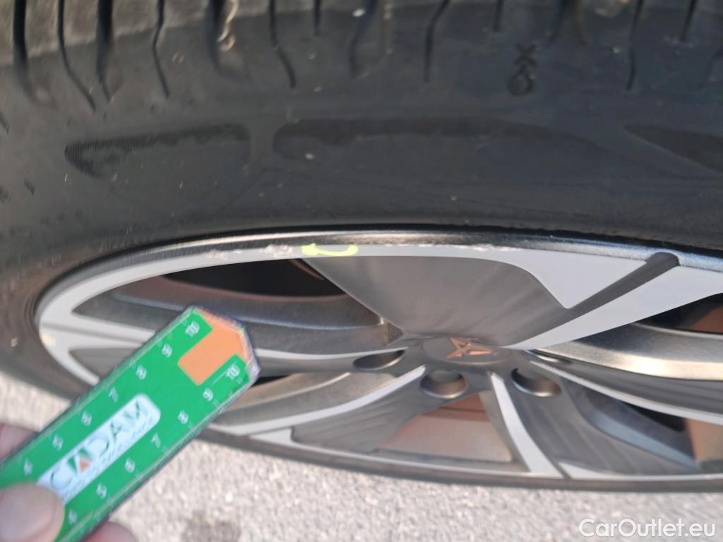  Cupra  Formentor CUPRA  / 2020 / 5P / todoterreno 1.4 e-Hybrid 150kW (204 CV) DSG (AC) #6