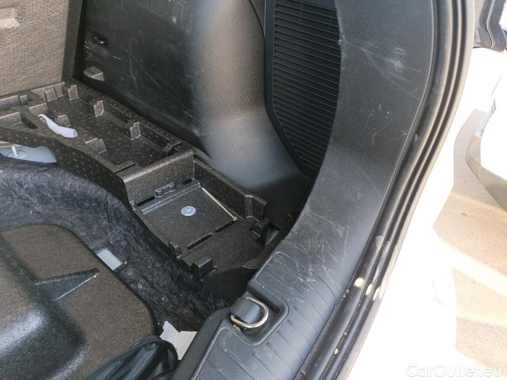  Ford  Kuga  Hybrid ST-Line 2.5 190CV ATV E6d #8