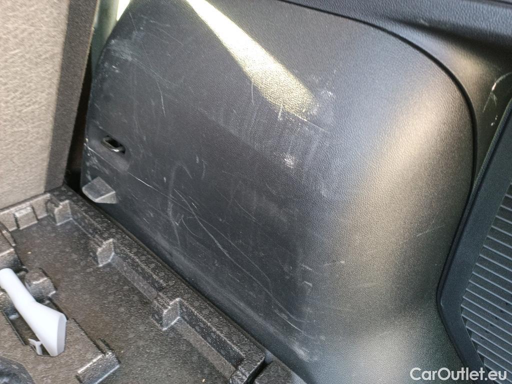  Ford  Kuga  Hybrid ST-Line 2.5 190CV ATV E6d #12