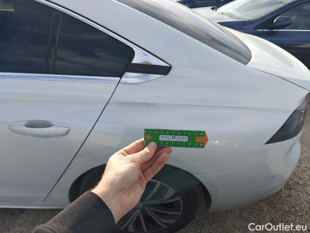  Peugeot  508 PEUGEOT  / 2018 / 5P / berlina con portón 5P Allure Pack BlueHDi 130 S&S EAT8 #8