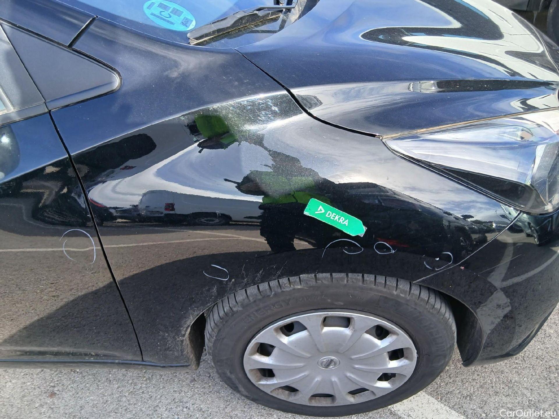  Nissan  Micra NISSAN  / 2017 / 5P / berlina con portón IG-T 68 kW (92 CV) E6D-F Acenta Sprint #36