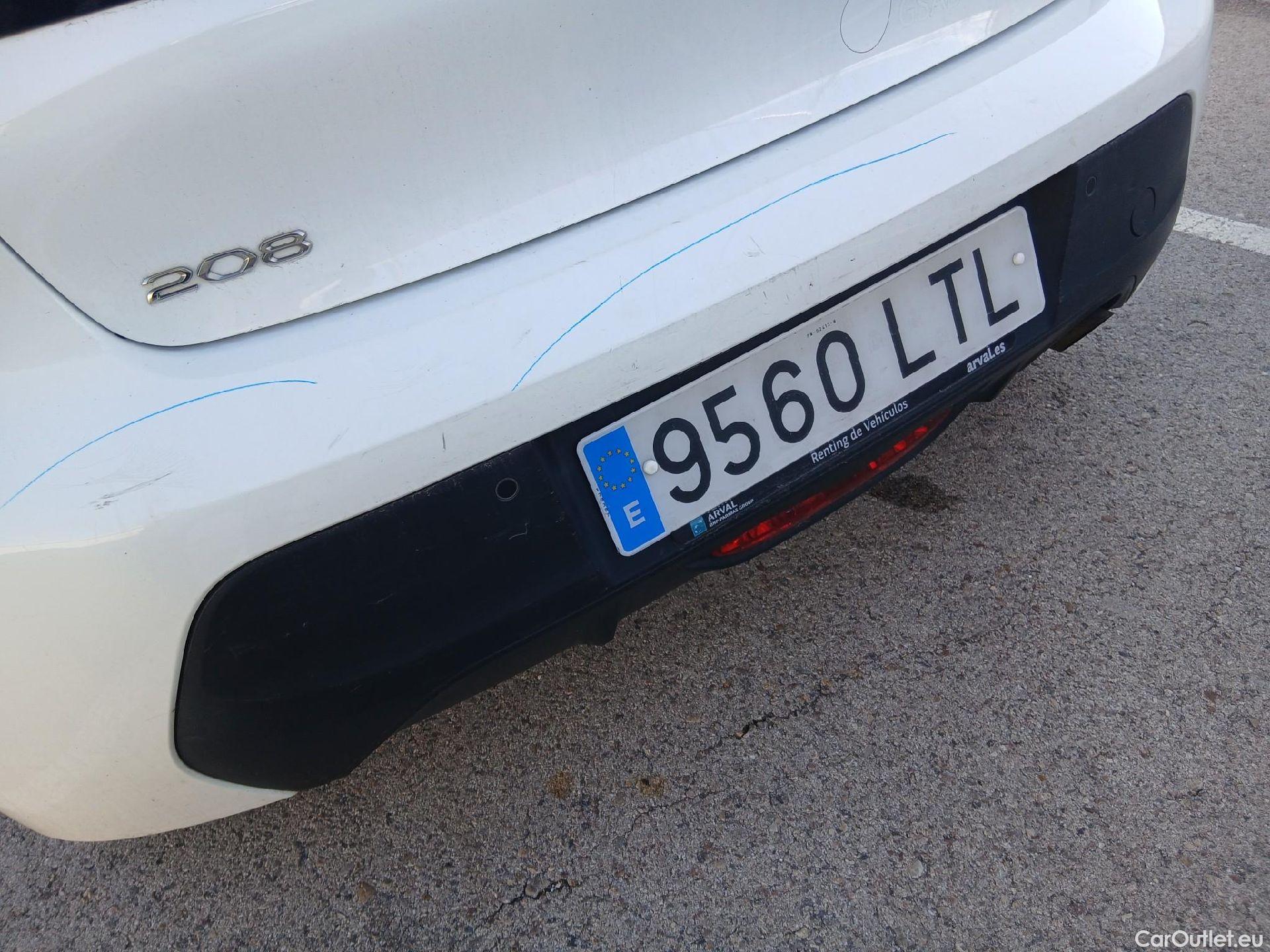  Peugeot  208 PEUGEOT  / 2019 / 5P / berlina con portón BlueHDi 73kW (100CV) Active Pack (AC) #25