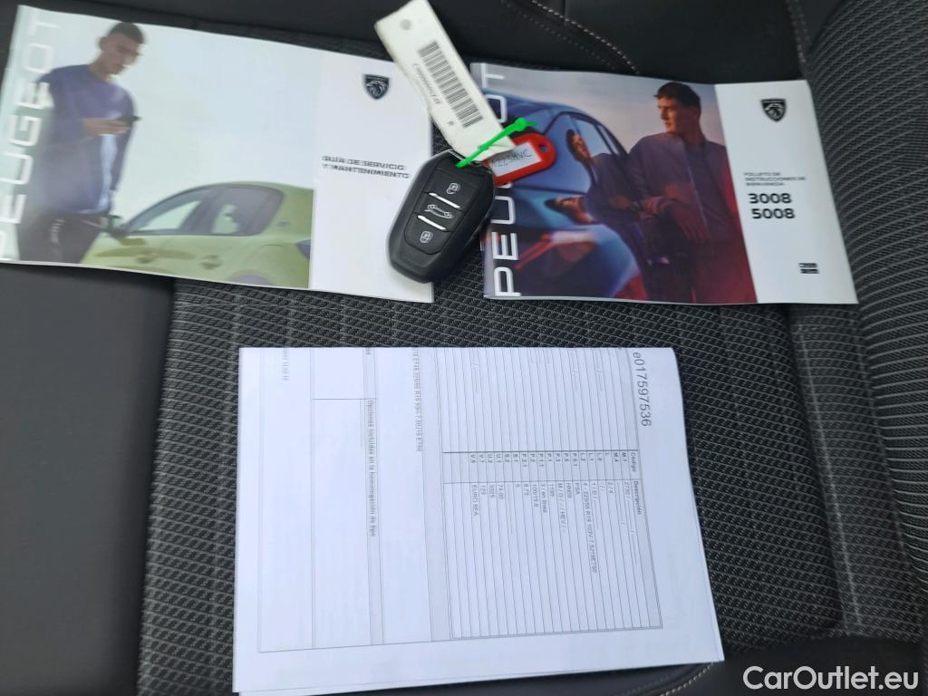  Peugeot  3008  Hybrid 136 Allure 1.2 135CV AT6 6E #1