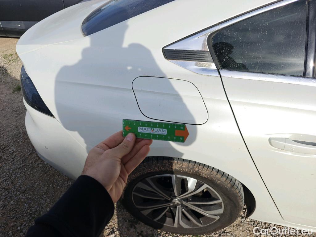  Peugeot  508 PEUGEOT  / 2018 / 5P / berlina con portón 5P Allure Pack BlueHDi 130 S&S EAT8 #47