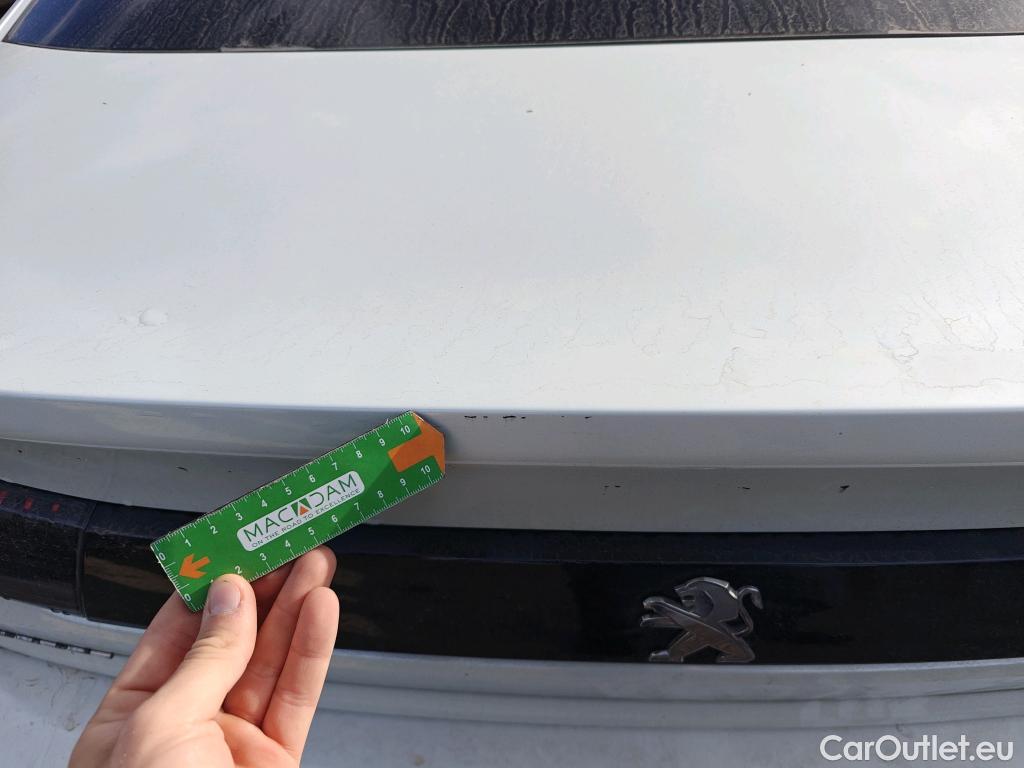  Peugeot  508 PEUGEOT  / 2018 / 5P / berlina con portón 5P Allure Pack BlueHDi 130 S&S EAT8 #5