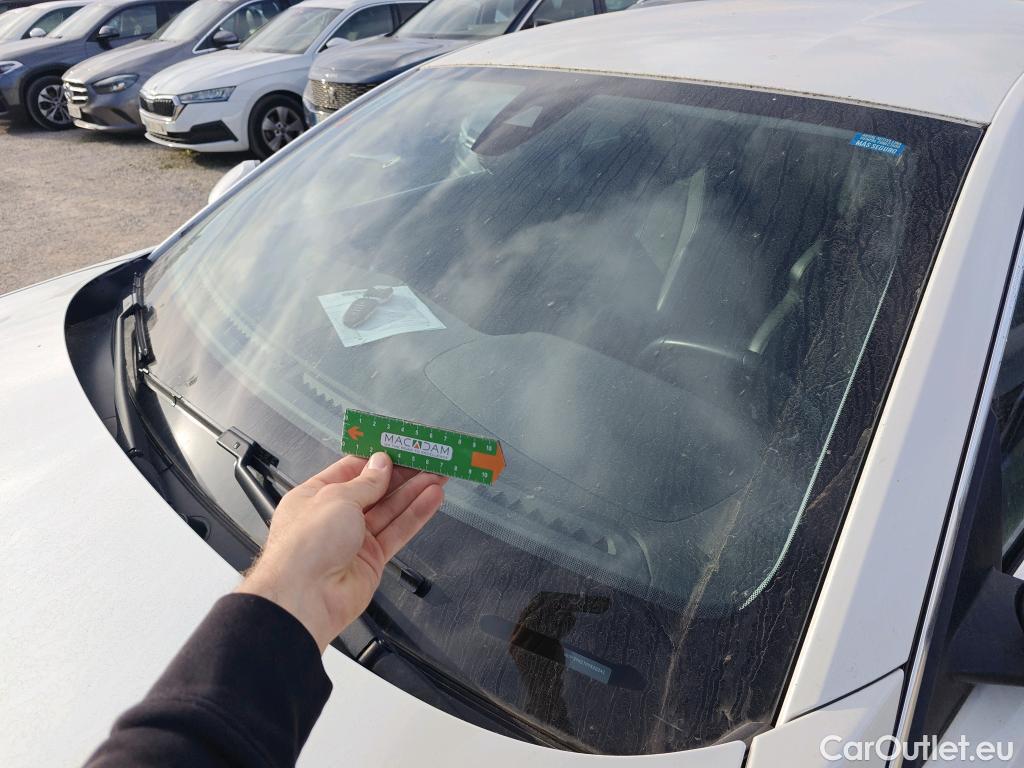  Peugeot  508 PEUGEOT  / 2018 / 5P / berlina con portón 5P Allure Pack BlueHDi 130 S&S EAT8 #1