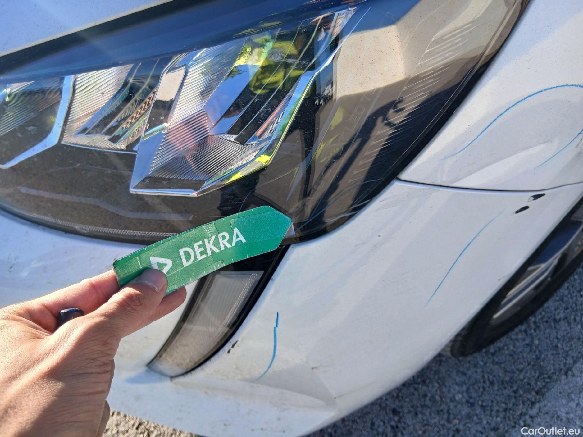  Peugeot  208 PEUGEOT  / 2019 / 5P / berlina con portón BlueHDi 73kW (100CV) Active Pack (AC) #7