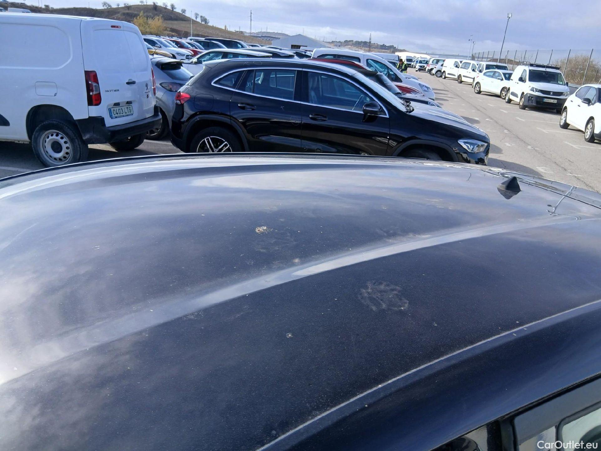  Nissan  Micra NISSAN  / 2017 / 5P / berlina con portón IG-T 68 kW (92 CV) E6D-F Acenta Sprint #16