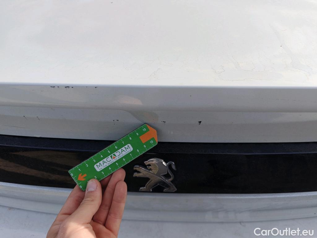  Peugeot  508 PEUGEOT  / 2018 / 5P / berlina con portón 5P Allure Pack BlueHDi 130 S&S EAT8 #6