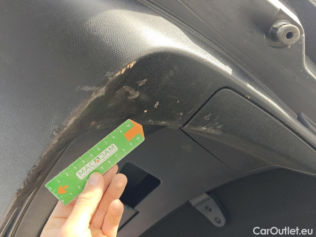  Peugeot  508 PEUGEOT  / 2018 / 5P / berlina con portón 5P Allure Pack BlueHDi 130 S&S EAT8 #30