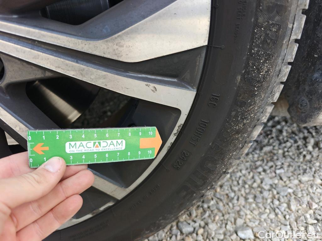  Peugeot  508 PEUGEOT  / 2018 / 5P / berlina con portón 5P Allure Pack BlueHDi 130 S&S EAT8 #12