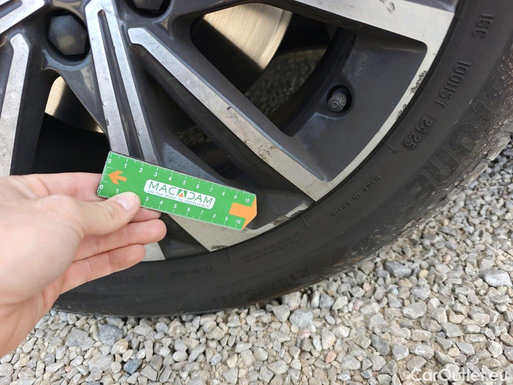  Peugeot  508 PEUGEOT  / 2018 / 5P / berlina con portón 5P Allure Pack BlueHDi 130 S&S EAT8 #13