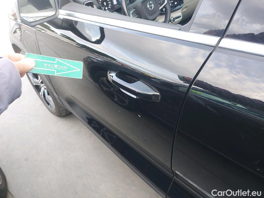  Volvo  XC 40 VOLVO XC40 / 2017 / 5P / todoterreno 1.5 T4 Twin Recharge Inscription Auto #3